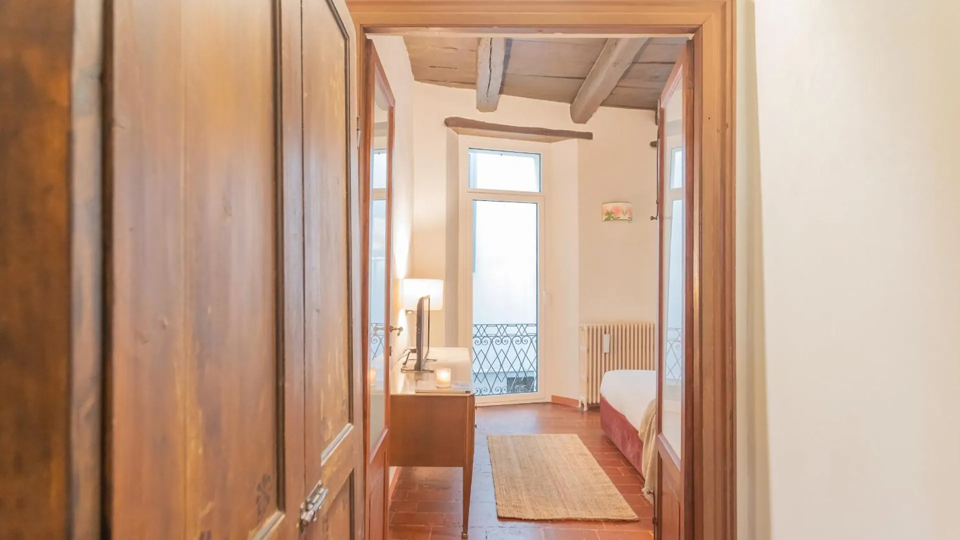 Pantero Apartment By Rent All Como