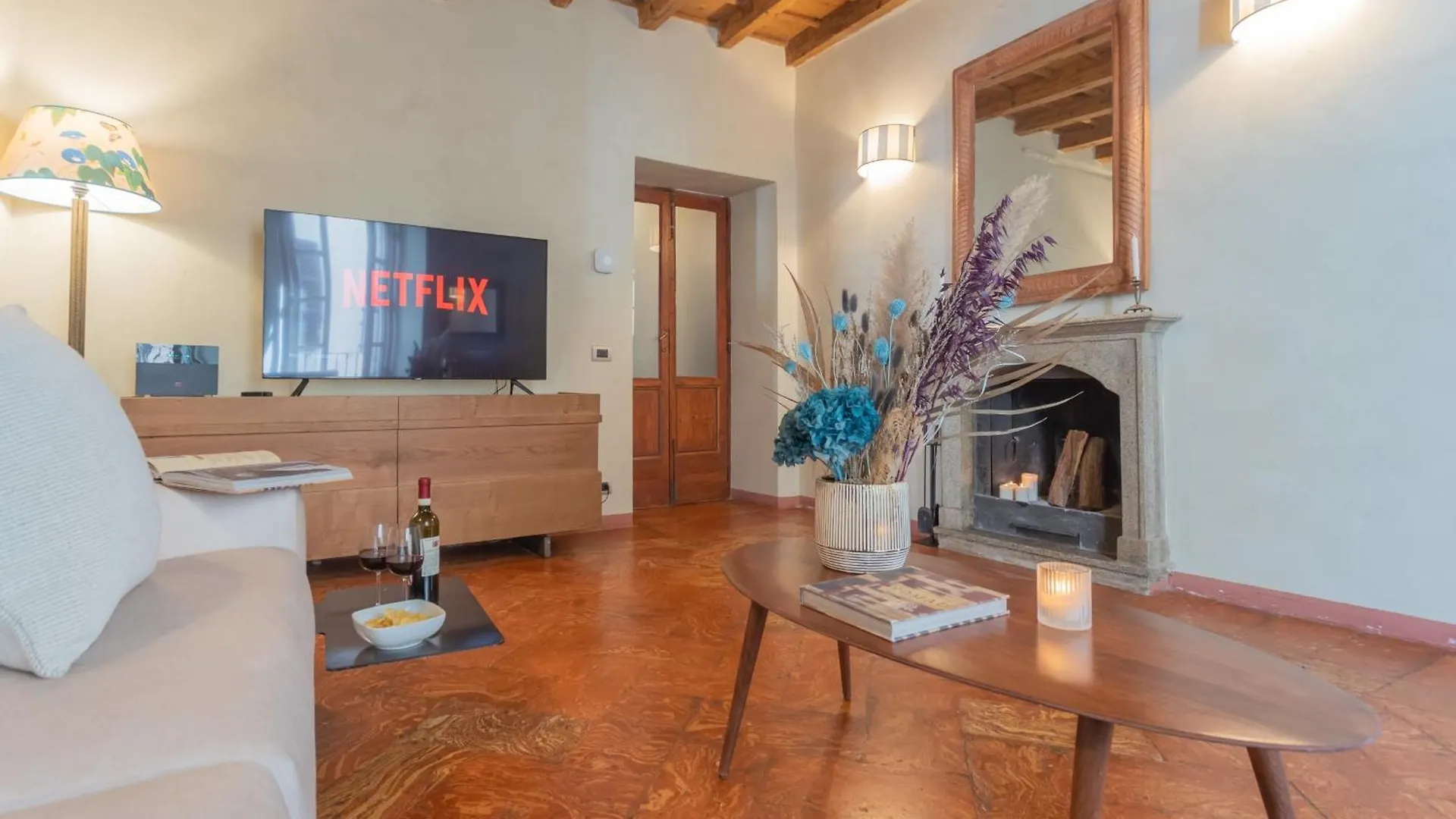 Pantero Apartment By Rent All Como