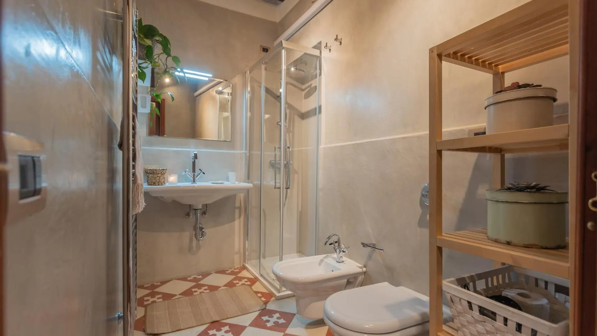 Pantero Apartment By Rent All Como