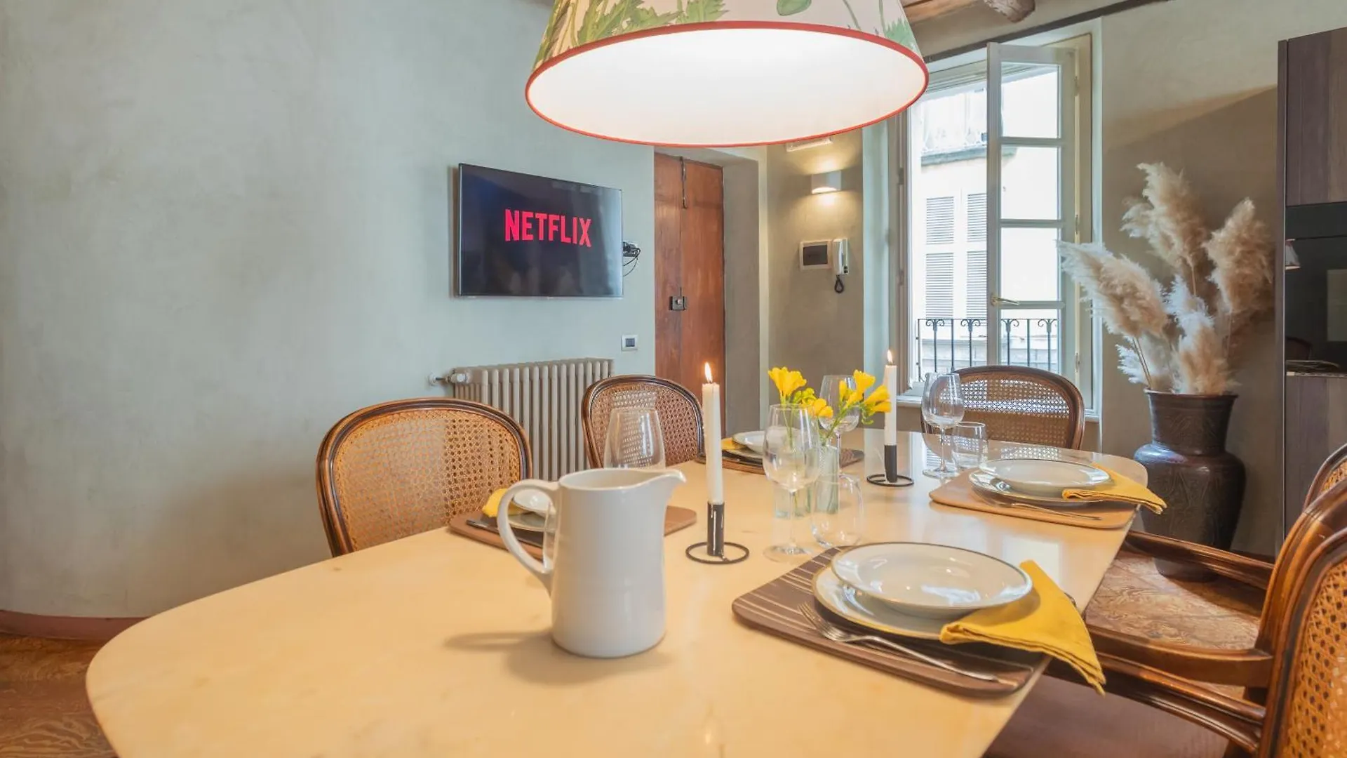Pantero Apartment By Rent All Como 0*,